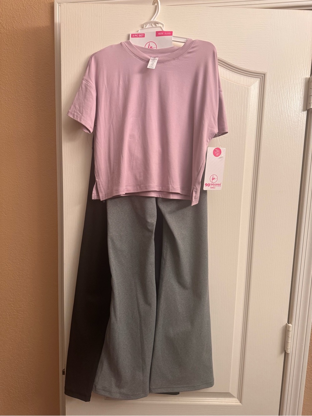 NWT Girls' 3-piece set size L/12
